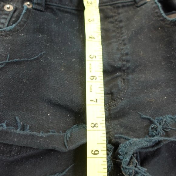 AMERICAN EAGLE Womens Black Jean Short Shorts 8 MEDIUM Mid Rise‎ Distressed Raw - Picture 6 of 12